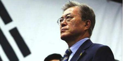 韩国总统文在寅的民意支持率已连续4周骤降至43%，与心腹曹国腐败案件有关系吗