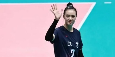 朱婷暂时离开中国女排新任队长谁更适合，张常宁李盈莹龚翔宇