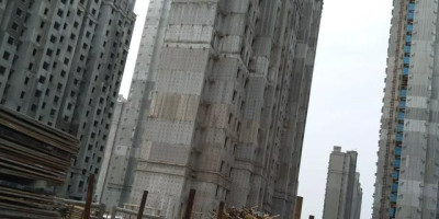 农民工遇到的问题很多，欠薪，赖账，吃饭、住宿条件差，当农民工应该怎么样维权