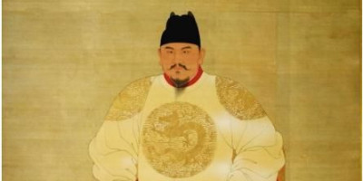 刘邦和朱元璋哪个历史评价高(历史朱元璋传位给了谁)