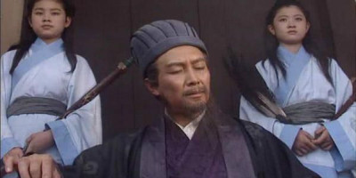 诸葛亮投奔曹操谁最厉害,诸葛亮投奔曹操能当什么官