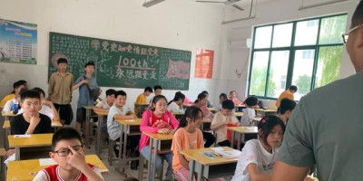 教师在自家别墅有偿补课，为什么刺痛了大家的神经