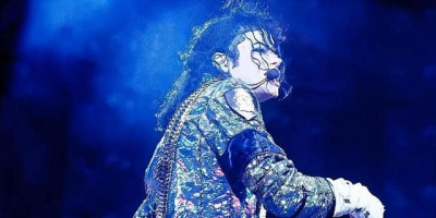 华语歌坛中，是否有人能超越“流行音乐之王”迈克尔·杰克逊为什么
