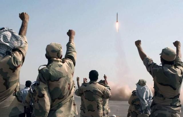 事出反常必有妖伊朗十多枚导弹袭击美国领事馆，美国为何隐忍图7