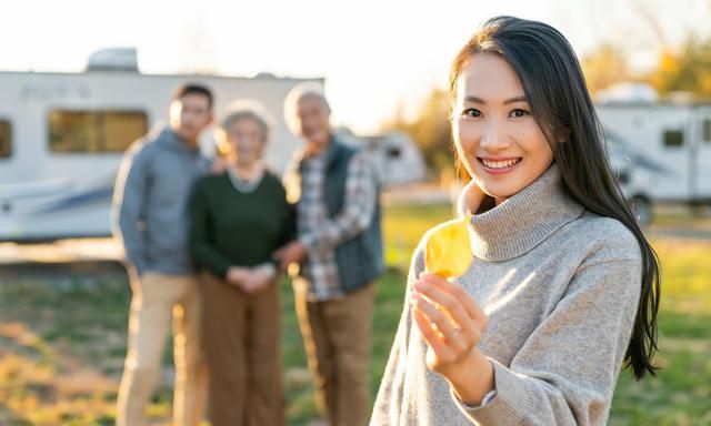 自从弟弟结婚后就不想回娘家了图3