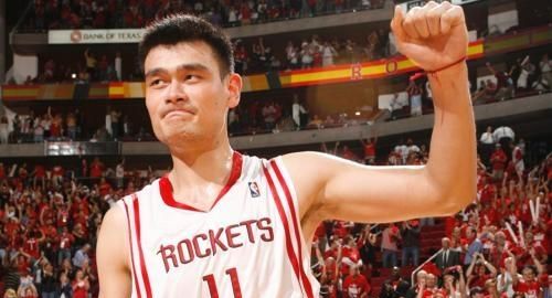 巅峰状态的姚明、胡卫东、王治郅、刘玉栋、李楠打得过目前 NBA 最烂的球队吗图 3