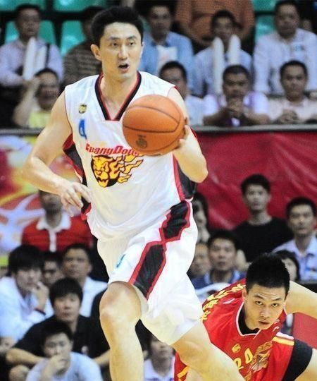 杜锋现在的执教水平超过李春江了吗知乎图3