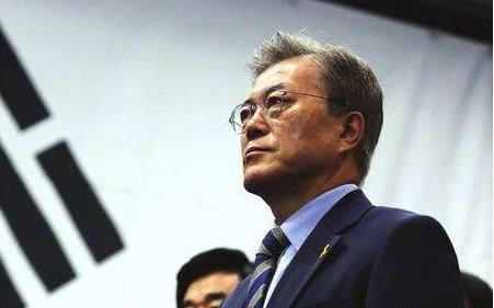 韩国总统文在寅的民意支持率已连续 4 周骤降至 43%，与心腹曹国腐败案件有关系吗图 1