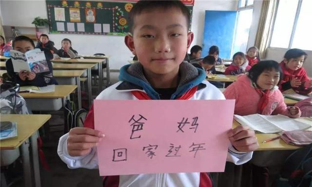 现在都倡导就地过年,为什么还有人要返乡回来呢图2