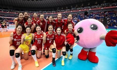 女排六连胜朱婷袁心玥合砍 52 分，女排 3：2 险胜巴西队，你怎么看图 5