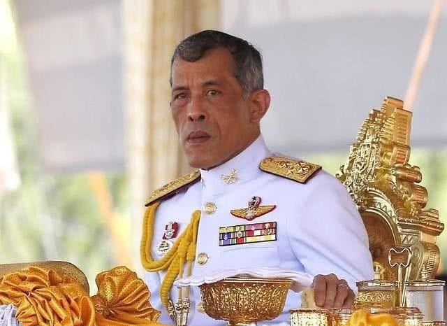 泰国曼谷王朝的国王并非是汉族后裔，为何都有一个中文名字，姓“郑”呢图6