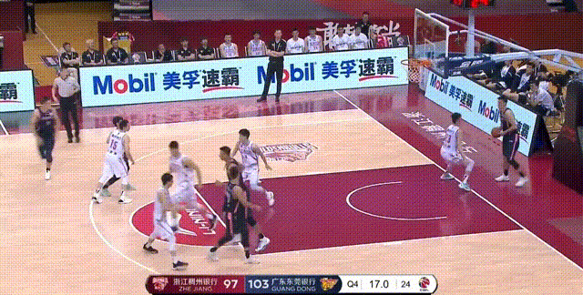 CBA广东和浙江胜负已定的最后时刻，广东球员仍旧进攻表演花式扣篮，是否合理图6