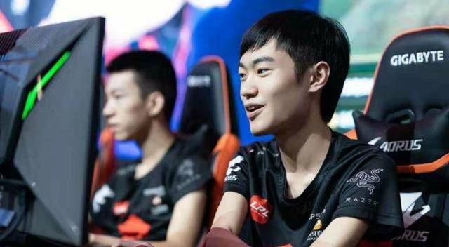 TES 不敌 LGD，粉丝指出 karsa 加入 TES 起到副作用，Knight: 我是不是太菜了，你怎么看图 5