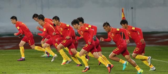 中国男足有几位归化球员