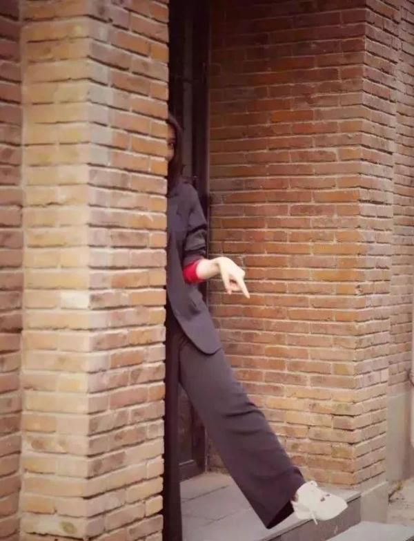 拍摄人像时怎么才能把模特拍摄的端庄知性拍出来图36