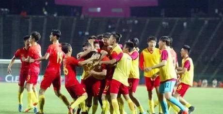亚青赛小组赛两连败基本出局，我们还能看到中国男足踢进世界杯吗图7