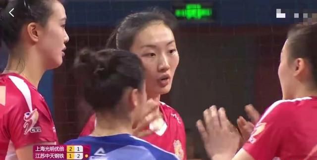 八强赛江苏女排 2 - 3 输给上海女排遭遇三连败，为什么有多名国手的江苏队成绩这么差图 5