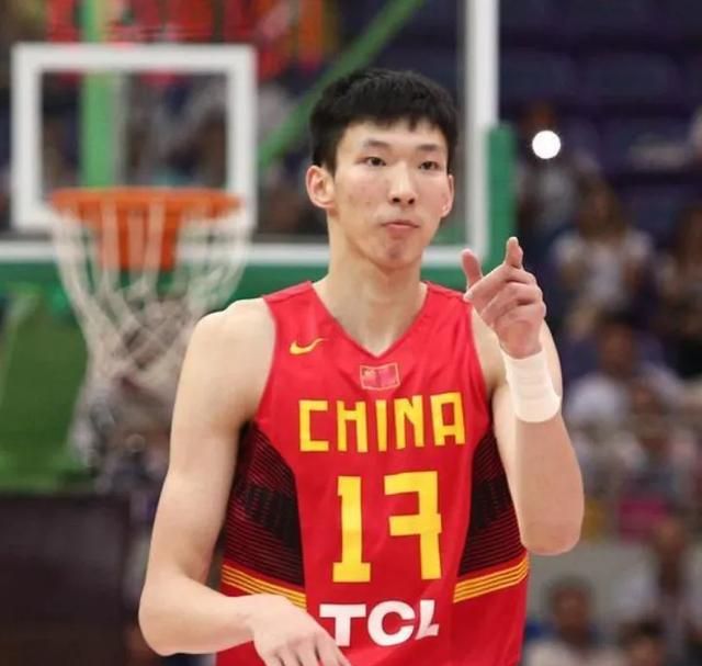 NBA发“请柬”，周琦有望加盟湖人，在詹姆斯身边能打出水平吗图7