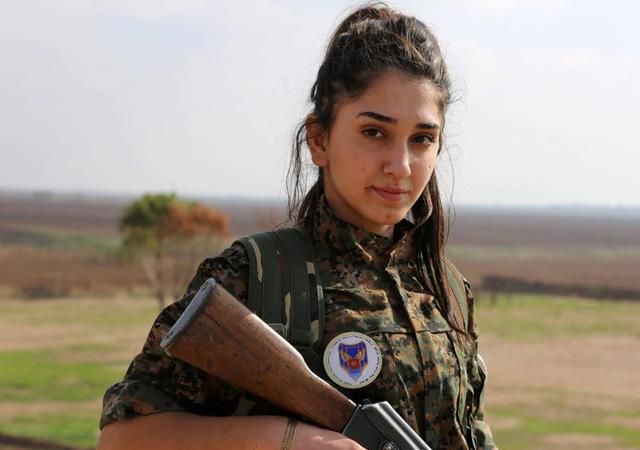 如何看待库尔德武装在苏维达沙漠地区与叙利亚政府军并肩作战，清剿 IS 恐怖武装图 5