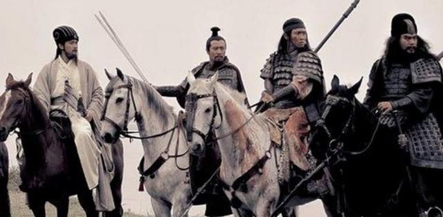 《三国演义》中，刘备武有五虎将、谋有龙凤，为何没能统一天下图 2