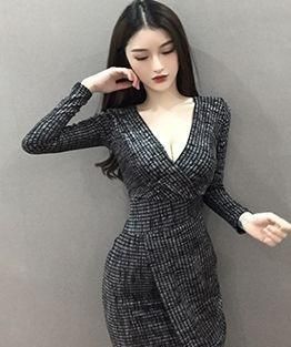 服装模特拍照姿势怎么摆(穿衣服拍照模特怎么摆姿势) 图 14