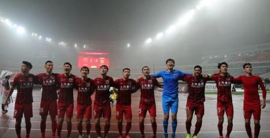 恒大在中超联赛积分榜已经落后上海上港 5 分了，恒大应该怎么追图 13