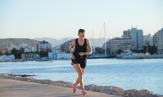 每天跑五公里膝盖可以受得了吗, 每天跑步十公里对膝盖有影响吗